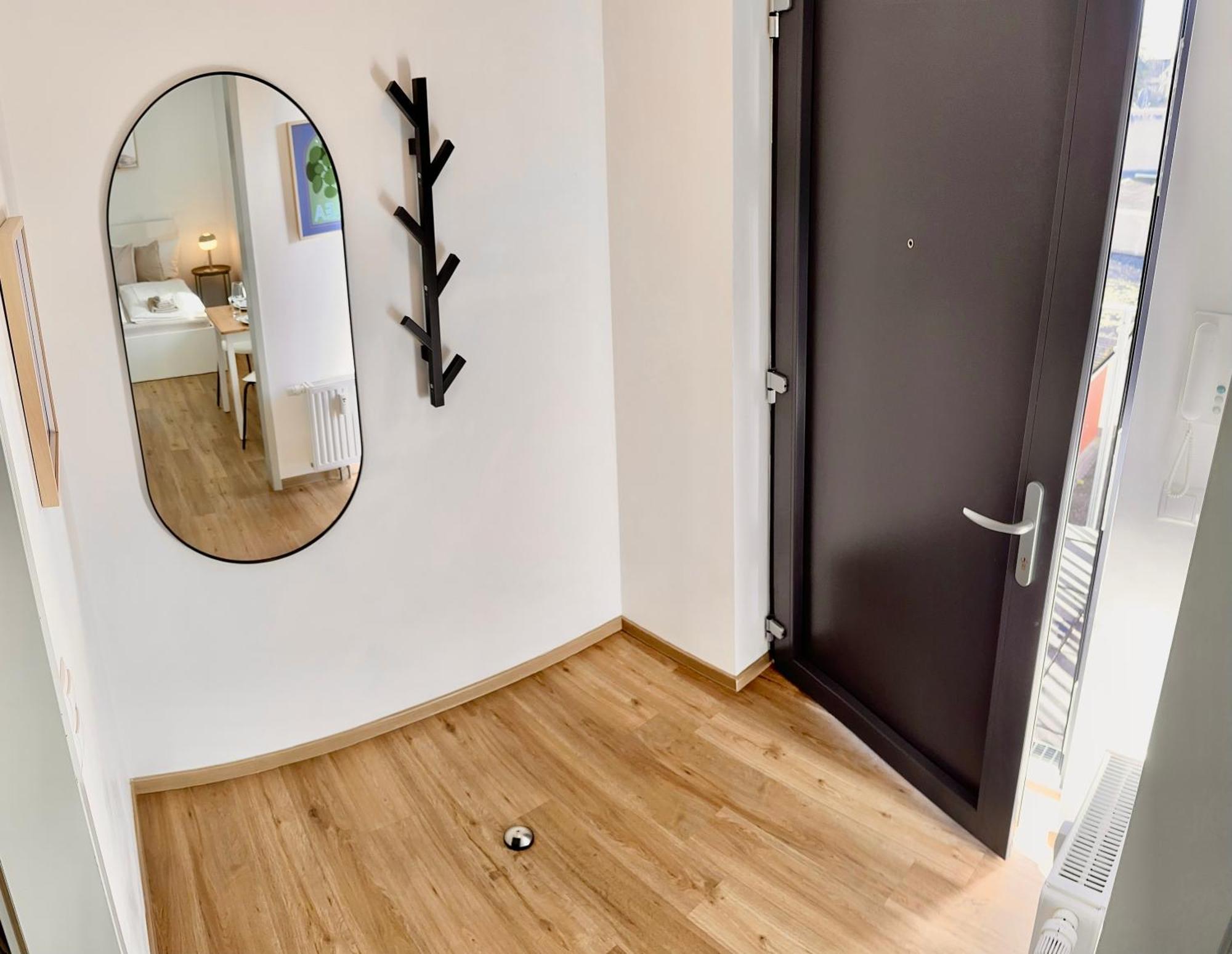 Stylisches Studio Mit Privatem Stellplatz Wenige Minuten Von Der Innenstadt & Mosel Koblenc Exteriér fotografie